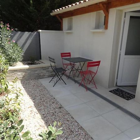 Gite L Abri Costier Villa Villeveyrac Esterno foto